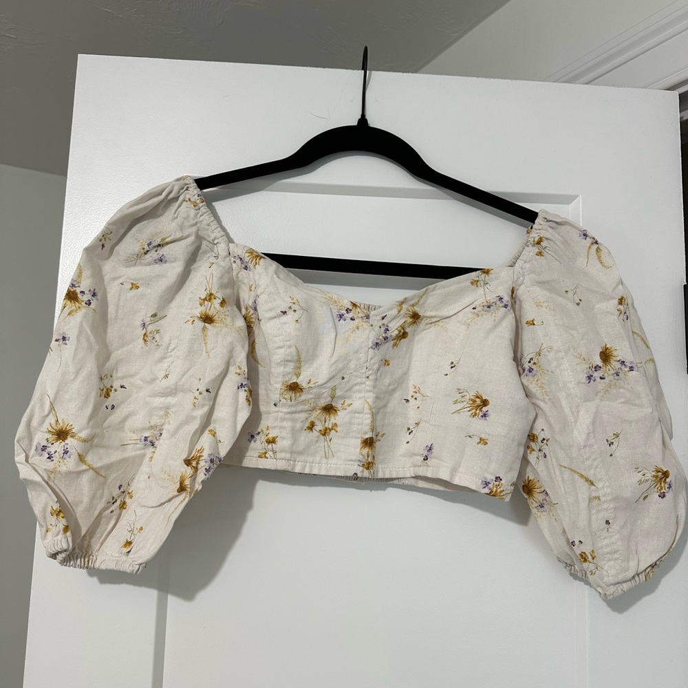 Floral Puff Sleeve Crop Top